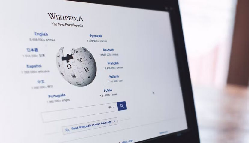 Shutterstock / michelangeloop