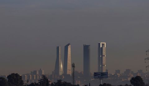 Vista de las "cuatro torres" desde la A-6. EFE/Juan Carlos Hidalgo/Archivo