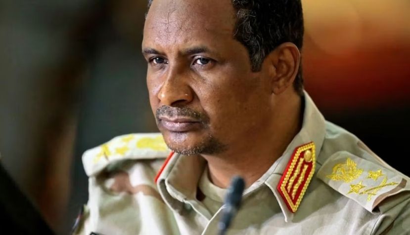 El general Mohamed Hamdan Dagolo, comandante de las Fuerzas Paramilitares de Apoyo Rápido de Sudán. Ashraf Shazly / AFP via Getty Images