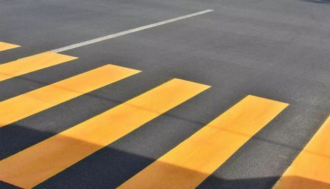 Peatones y automovilistas: dos percepciones de idénticas encrucijadas