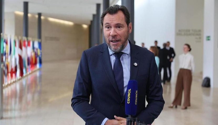 El ministro de Transportes y Movilidad Sostenible, Óscar Puente, en la sesión del Consejo de ministros de Transportes de la Unión Europea que se ha celebrado en Luxemburgo. / © lamoncloa.gob.es. Ministerio de la Presidencia.