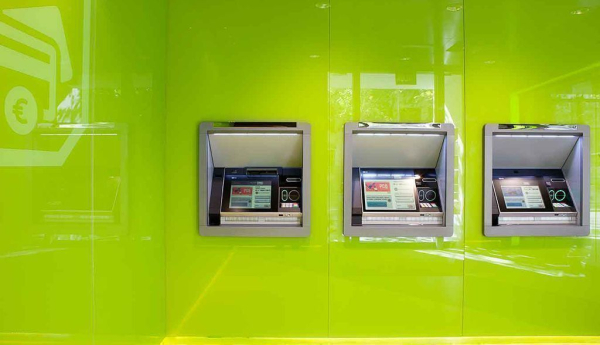 Basta ya de exprimir a las plantillas: CCOO anuncia una nueva escalada de movilizaciones en la banca este otoño