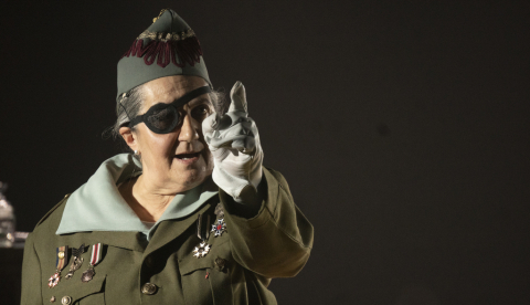 Ane Gabarain es Millán Astray en «CANTANDO BAJO LAS BALAS», que se estrena en Barcelona