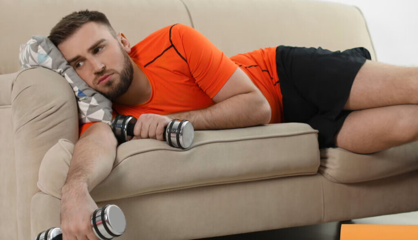 La falacia del ‘Just Do It’: por qué el cerebro prefiere el sofá al gimnasio (y no es culpa nuestra)