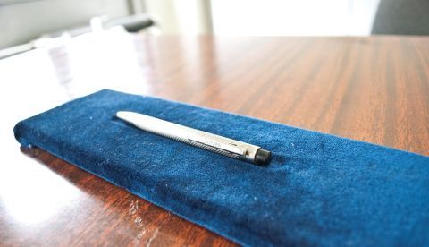 Ejemplar de un Gopen de los años 50, el bolígrafo del húngaro Arnold Goy, socio del inventor del bolígrafo, Ladislao Bíró. EFE