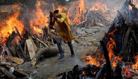 India: la pira funeraria de Modi