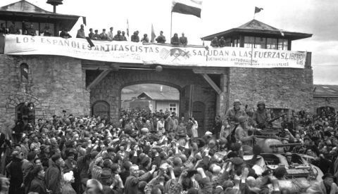 Liberación del campo de concentración de Mauthausen, mayo de 1945. Wikimedia Commons