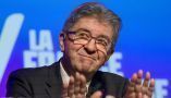 Jean-Luc Mélenchon lors d'un meeting pour la paix et axé sur la situation nationale et internationale le 14 décembre 2023 à Rennes. Guillaume Souvant/AFP