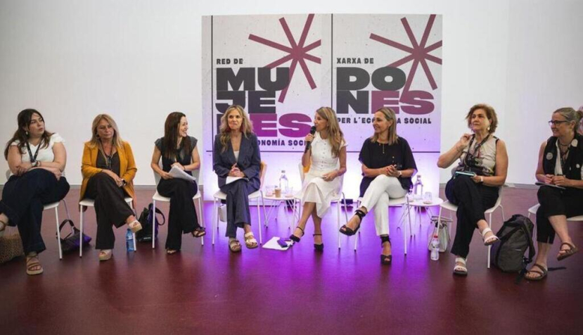 La ministra de Trabajo, Yolanda Díaz, en el acto de presentación de la Red de MujerES por la Economía Social. / © lamoncloa.gob.es. Ministerio de la Presidencia.