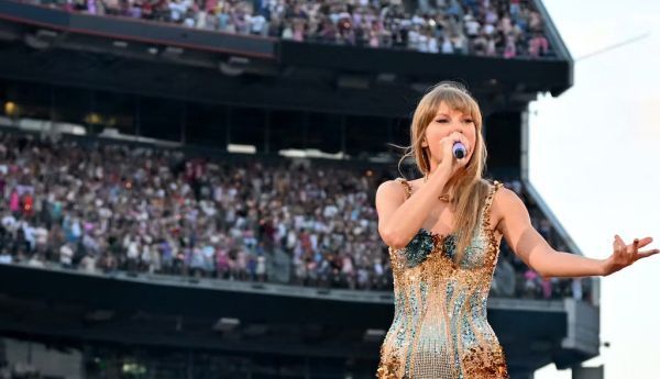 That’s a lot of potential voters behind Swift at her Denver concert on July 14, 2023. Tom Cooper/TAS23/Getty Images for TAS Rights Management