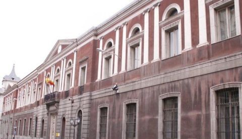 Edificios de la antigua Universidad Central de Madrid y del Instituto Cardenal Cisneros, calle de San Bernardo, 47 y 49. La primera fase se construyó entre 1842 y 1844, y la segunda en 1847.