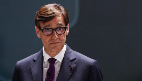 O salvador Illa es investido, o nuevas elecciones