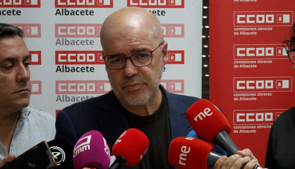 “Hay que sacar a ‘gorrazos’ a los fondos buitre y a los fondos de inversión del mercado de la vivienda”