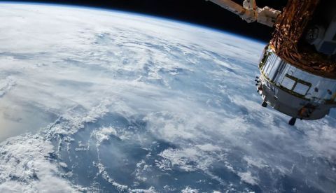 El aumento de la basura orbital hace peligrar el uso sostenible del espacio