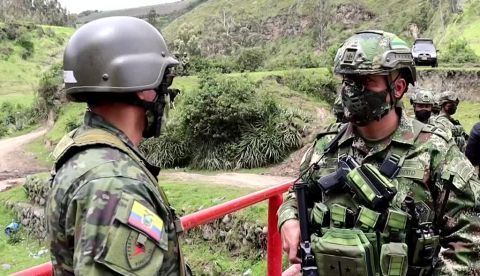Mando ecuatoriano asegura que el paso de migrantes desde Colombia se ha reducido