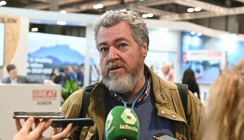 Juantxo López de Uralde, Diputado de Unidas Podemos, ofrece declaraciones a los medios de comunicación, este Jueves, durante la Cumbre del Clima COP25 en Madrid. EFE/Fernando Villar