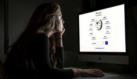 El anonimato de Wikipedia y la Enciclopedia digital del futuro