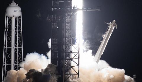 El cohete con el satélite español "Ingenio" se desvió 8 minutos después de despegar