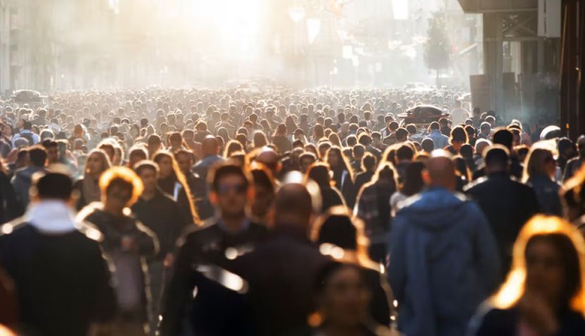 Globalización, aumento de población, urbanización desaforada, deforestación, guerras, hambrunas, cambio climático, consumo de animales salvajes y deterioro de los sistemas sanitarios son algunos de los factores que nos abocan a una nueva pandemia. Shutterstock / Aleksandr Ozerov