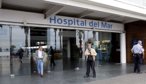 Acceso al Hospital del Mar de Barcelona. EFE/Archivo