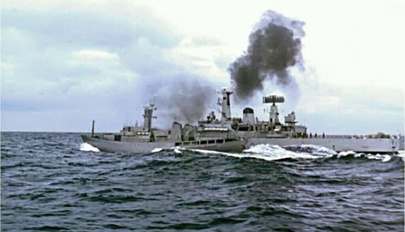 Refriega entre barcos de las marinas islandesa y británica. / Wikipedia