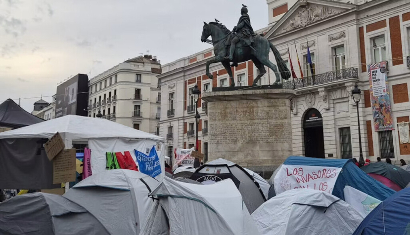 La acampada en la madrileña Puerta del Sol, el lunes 28 de septiembre. Rafael Sarralde