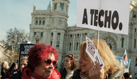 Manifestación en Madrid por el derecho a una vivienda digna en febrero de 2025. OSCAR GONZALEZ FUENTES/Shutterstock