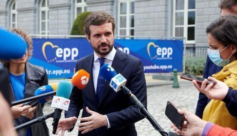 Una política que roza y quema