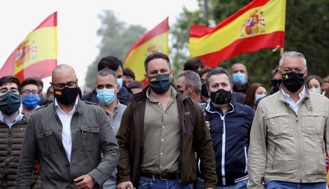 Santiago Abascal (c) en una imagen de archivo.