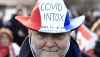 Un manifestant lors d’un rassemblement contre la vaccination « anti-Covid », à Paris, le 11 février 2022. SameerAl-Doumy/AFP