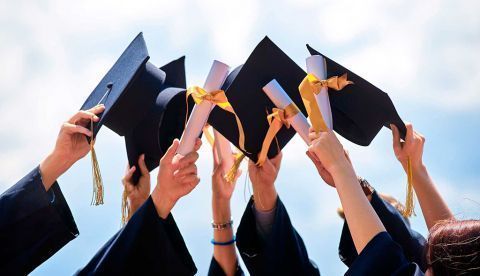 Gaudeamus igitur: nos vamos de graduación ¡¡felicidades!!