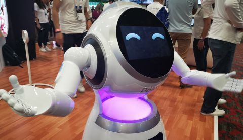 Imagen de un robot en el congreso Cisco Live!, de Cancún (México), en octubre de 2019. Archivo/EFE/ Daniel Salazar Castellanos
