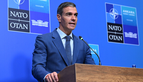 El presidente del Gobierno, Pedro Sánchez, comparece en rueda de prensa ante los medios de comunicación al término de la Cumbre de la OTAN. | Pool Moncloa/Borja Puig, Pool OTAN y Pool Presidencia Turquía. Complejo Presidencial de Beştepe, Ankara (República de Turquía) - 8.7.2026