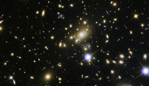 El TESS, que busca exoplanetas orbitando estrellas situadas a menos de 300 años luz de la Tierra, se basa en los datos ya recopilados por el telescopio espacial Kepler, el cual ha estado en órbita durante nueve años y ha confirmado la existencia de más de 2.600 exoplanetas. EFE/Archivo