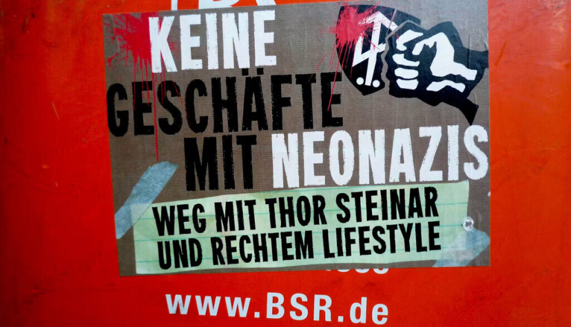«Nada de negocios con neonazis». Imagen plana. vía Flickr. , CC BY-SA