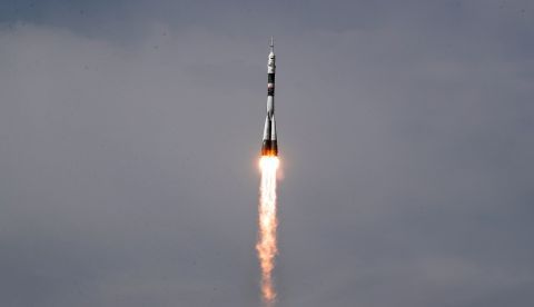 Despega la misión "Horizons" con tres astronautas a bordo hacia la EEI / EFE