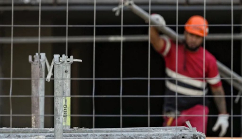 Los trabajadores extranjeros consolidan su papel clave en un mercado laboral con el paro en mínimos desde 2008