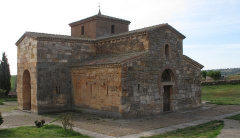 Iglesia visigoda de San Pedro de la Nave en El Campillo (Zamora). / Wikipedia