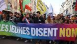 À l'appel d'organisations de jeunesse soutenues par La France Insoumise (LFI) entre 14.000 et 150.000 personnes se sont rassemblées pour protester contre la réforme des retraites, à Paris le 21 janvier 2023. Thomas Samson / AFP
