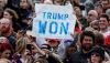 Les pancartes proclamant que « Trump a gagné » (sous-entendu : l’élection présidentielle de 2020) sont légion lors des meetings de l’ex-président, comme ici en janvier 2022 dans l’Arizona. Mario Tama/Getty Images/AFP