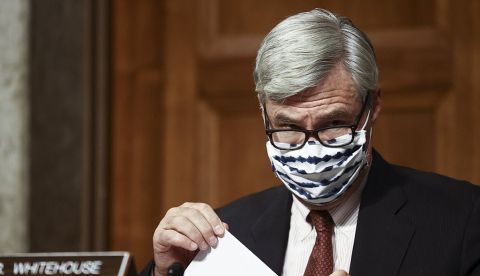 El senador Sheldon Whitehouse.
