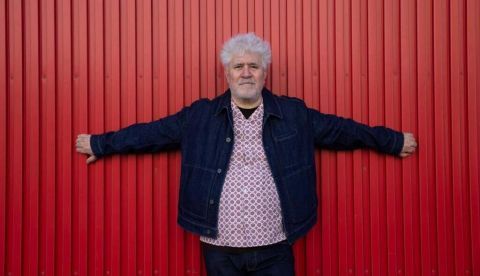 Pedro Almodóvar, reconocido en los premios Arcoíris de Igualdad