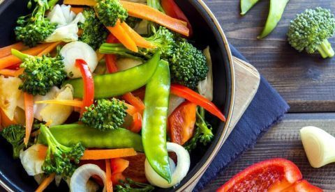 ¿Debemos comer más alimentos de origen vegetal? Sí, pero no vale cualquiera