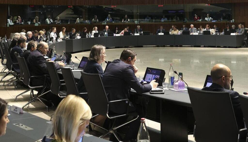 El ministro de Agricultura, Pesca y Alimentación, Luis Planas, en el Consejo de Ministros de Agricultura y Pesca de la UE celebrado en Luxemburgo. / © lamoncloa.gob.es. Ministerio de la Presidencia.
