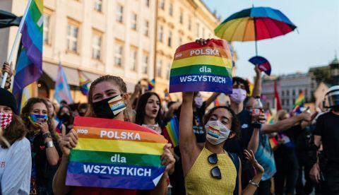 Gobiernos regionales polacos retiran las declaraciones de “zona libre de LGBT”