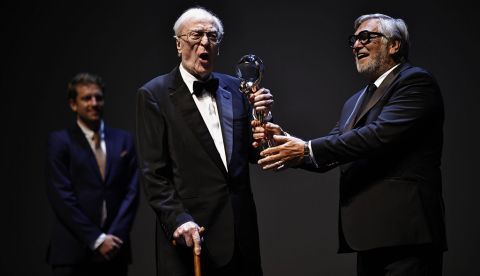 El cine vuelve a Karlovy Vary con plan anticovid y homenaje a Michael Caine