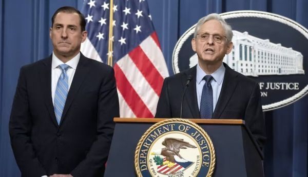 Attorney General Merrick Garland, right, announces his appointment of a special counsel to investigate handling of classified materials in Joe Biden’s possession. AP Photo/Manuel Balce Ceneta