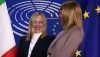 Giorgia Meloni (à gauche) accueillie par la présidente du Parlement européen, la Maltaise Roberta Metsola (Parti populaire européen, PPE), à Bruxelles, le 3 novembre 2022. Valeria Mongelli/AFP