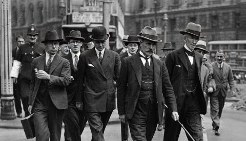 Comparando anarquismo con socialismo con Ramsay MacDonald (1927)