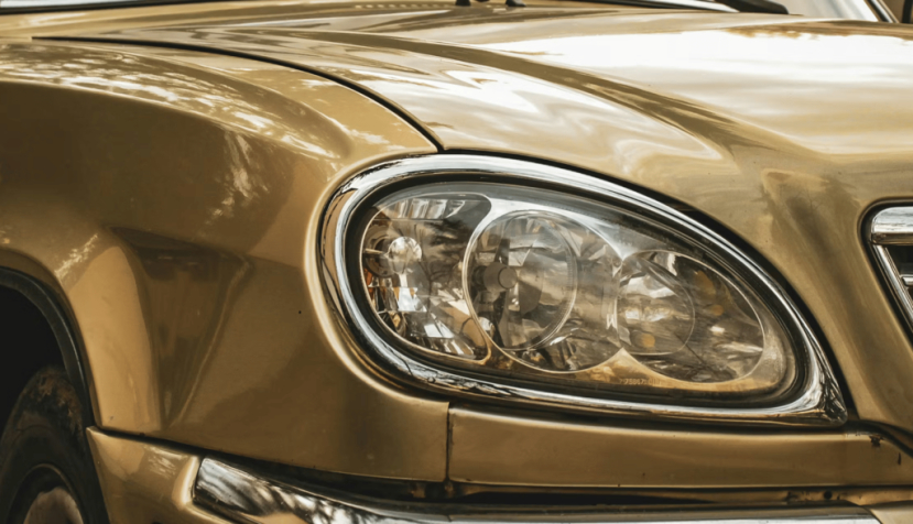 El dilema de un coche oculto como premio en un concurso de televisión nos sirve para comprender el problema de Monty Hall. Roman Petrov / Unsplash., CC BY